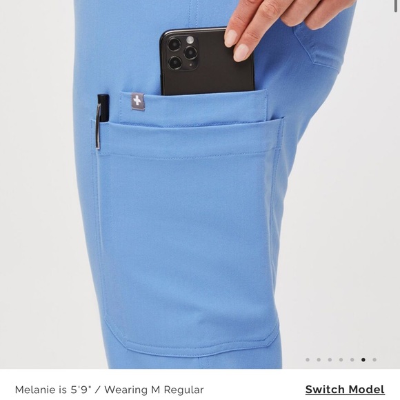 BRAND NEW WT Figs Yola Skinny Scrub Pants Navy Blue Size XS - Picture 4 of 8